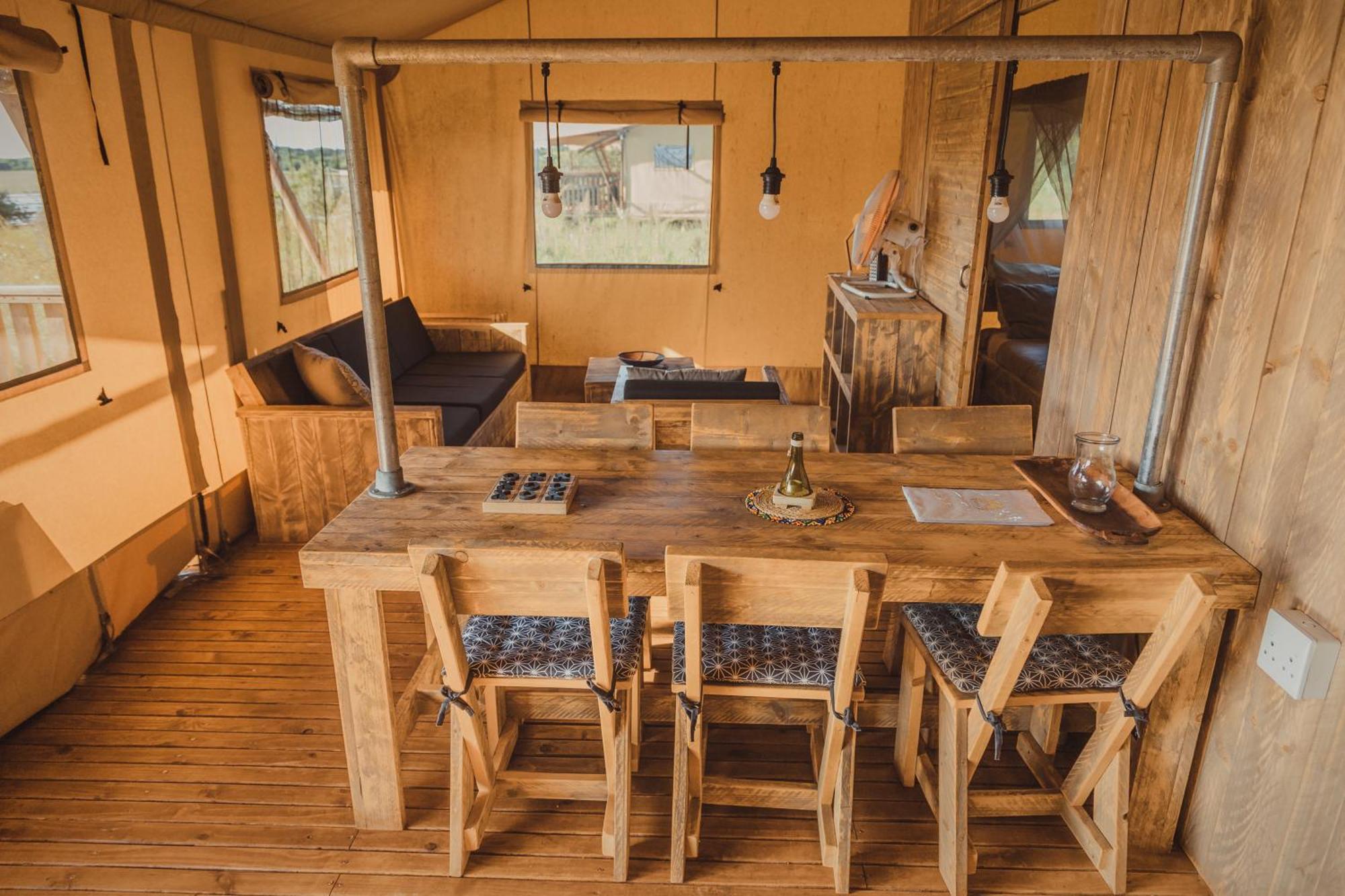 Hluhluwe Bush Camp Hotel Екстериор снимка